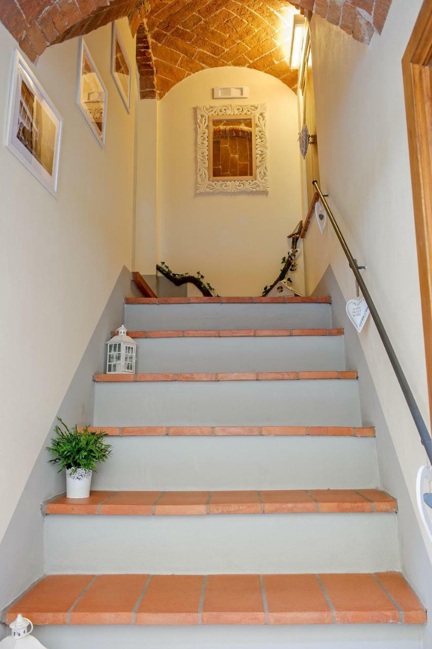 Residenza D'Epoca La Rosa Διαμέρισμα Πιέντσα Εξωτερικό φωτογραφία